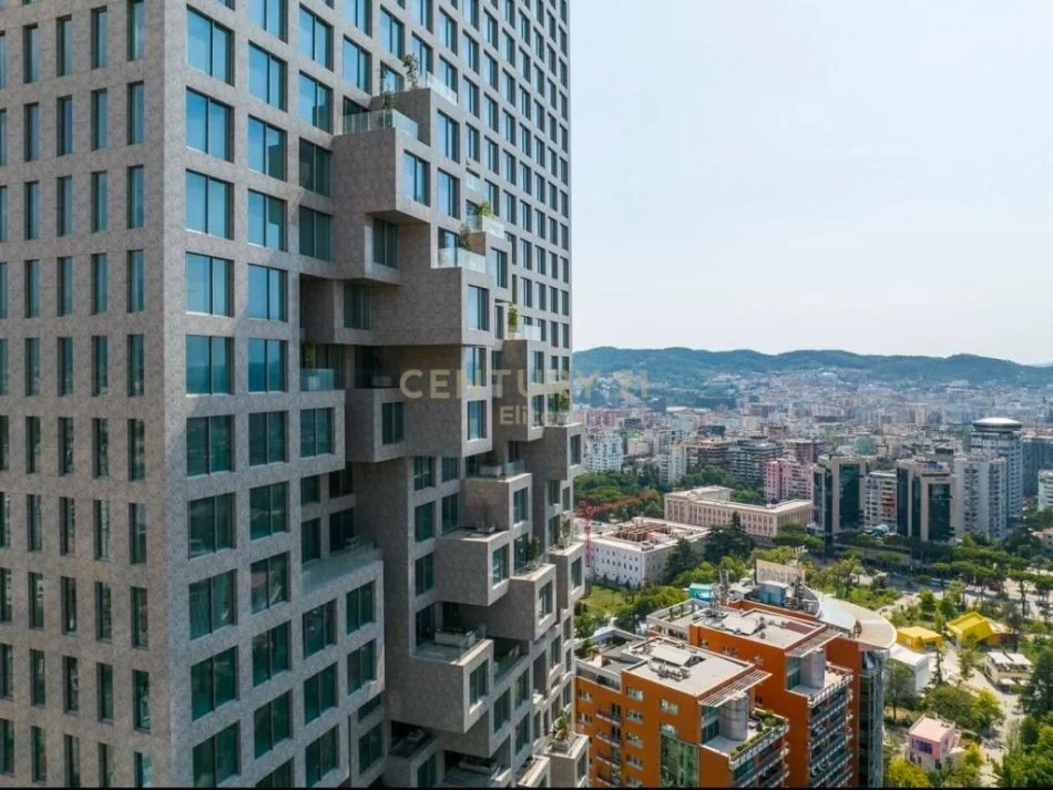 Tirane, shitet apartament, Kati 23 , 208 m² 778.960 € (Rruga Elbasanit)