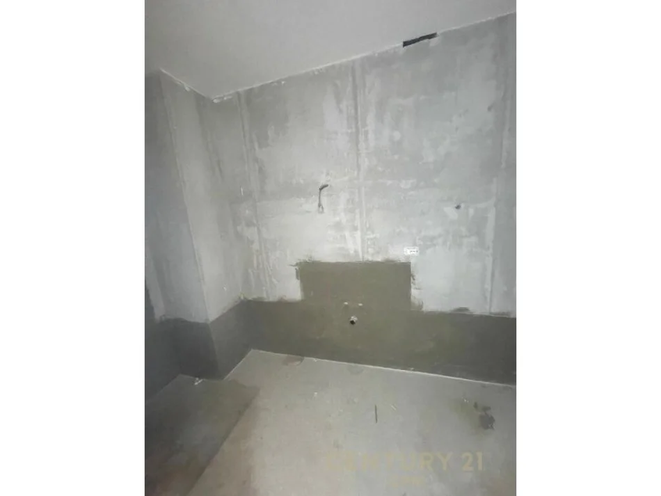 Tirane, jap me qera ZYRE+POST PARKIMI , 200 m² 3.000 € (Lake View Residences, Liqeni i Tiranës)