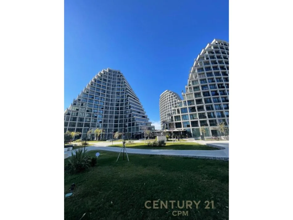 Tirane, jap me qera ZYRE+POST PARKIMI , 200 m² 3.000 € (Lake View Residences, Liqeni i Tiranës)