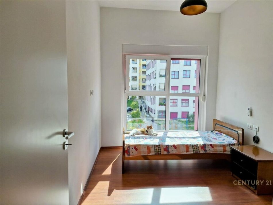 Tirane, jepet me qera apartament 2+1+Ballkon Kati 5, 95 m² 550 € (Kompleksi Mangalem)