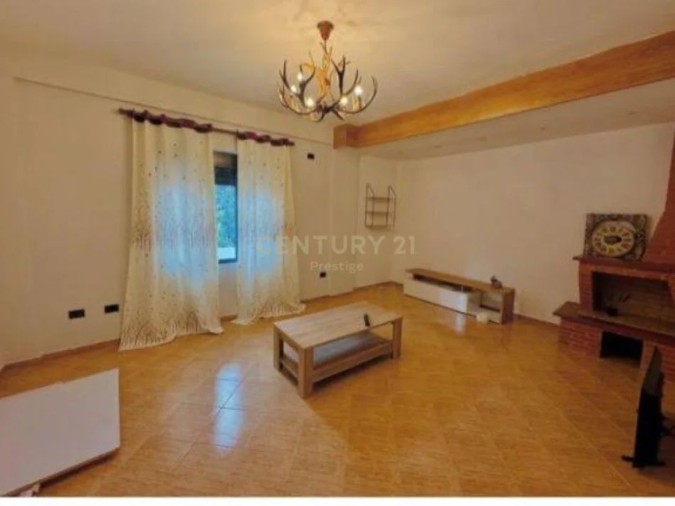 Tirane, shitet apartament 3+1 Kati 3, 135 m² 190.000 € (Vilat Gjermane)