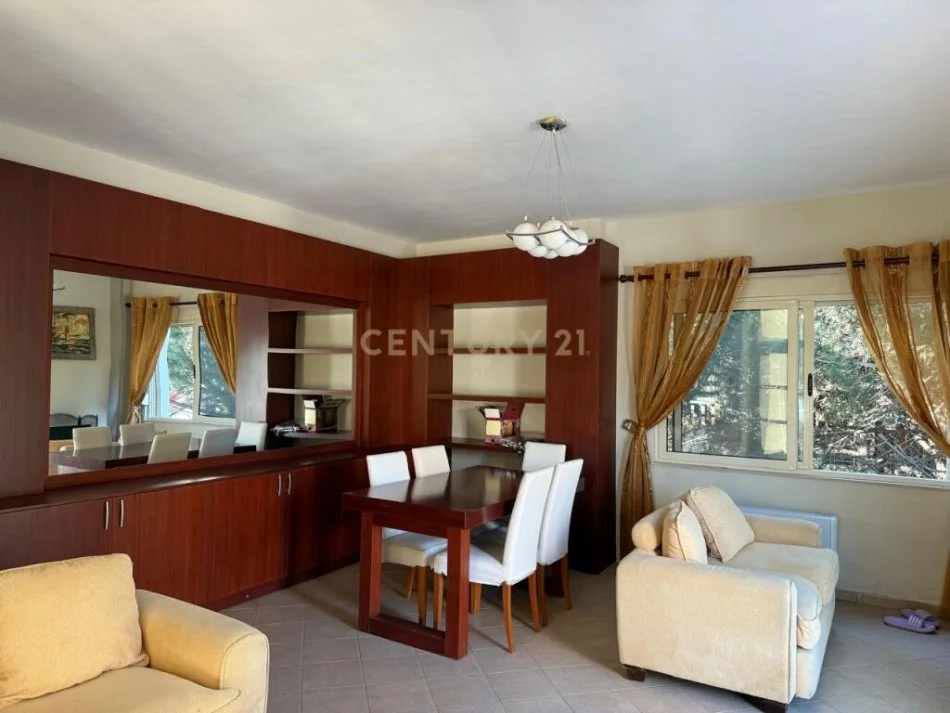 Durres, shitet apartament 2+1 Kati 3, 206 m² 180.000 € (Pishat e Buta, Golem)