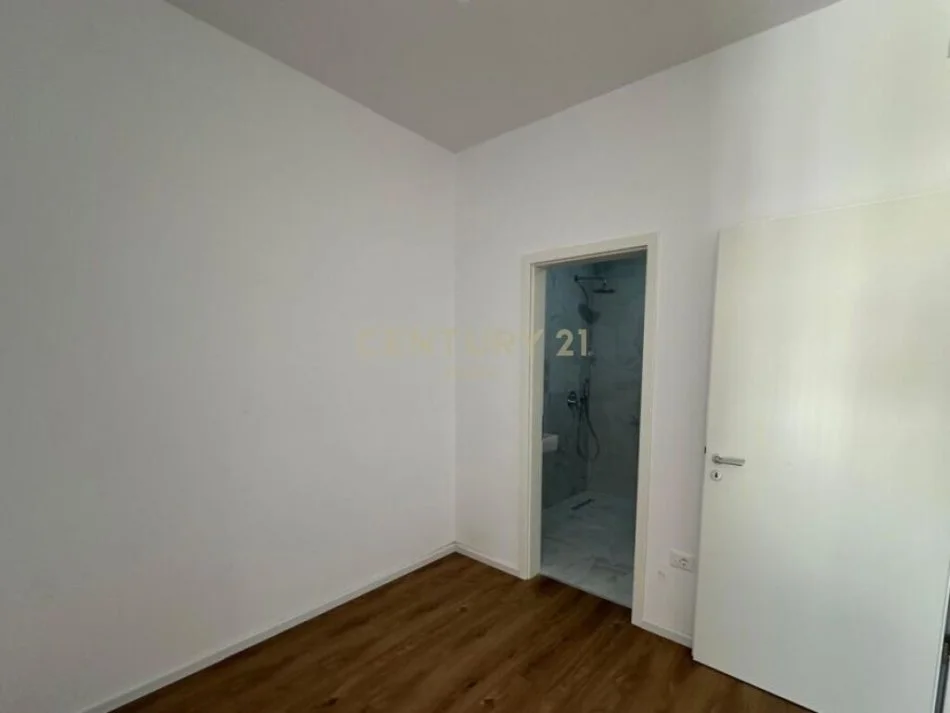 Tirane, shitet apartament 2+1+Aneks+Ballkon Kati 7, 89 m² 142.000 € (Neom109900)