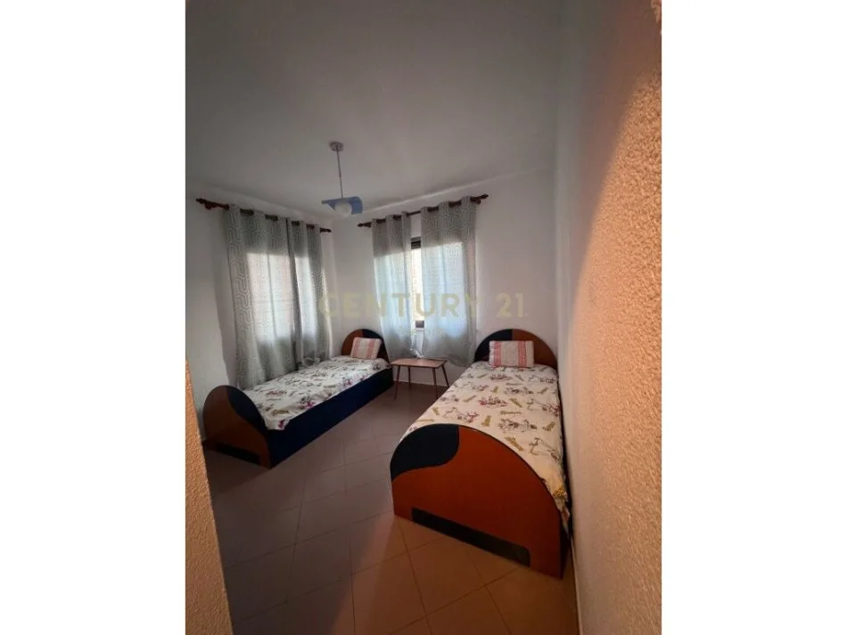 Tirane, jepet me qera apartament 2+1+Aneks+Ballkon Kati 7, 102 m² 900 € (Neom109952)