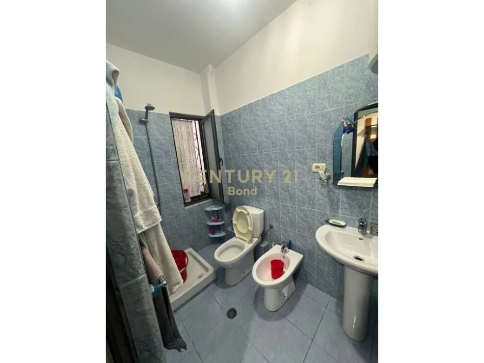 Tirane, shitet apartament Kati 5, 72 m² 115.000 € 
