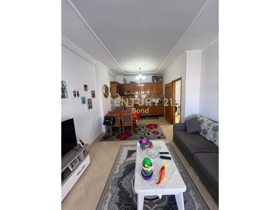 Tirane, shitet apartament Kati 5, 72 m² 115.000 € 