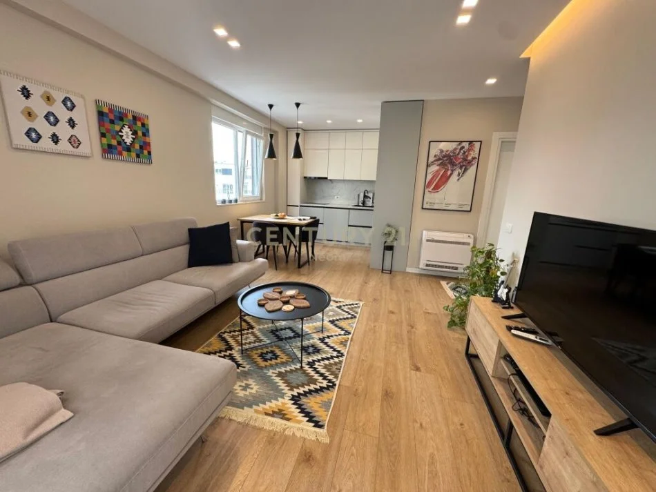 Tirane, shitet apartament 2+1+Aneks+Ballkon Kati 3, 93 m² 265.000 € (Neom110108)