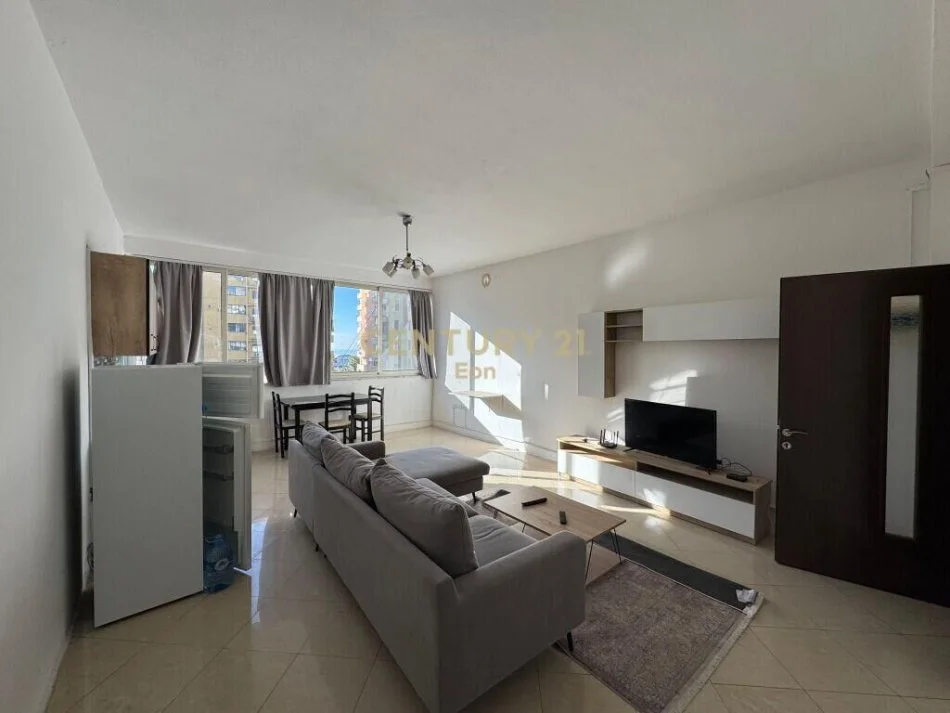 Tirane, shitet apartament , 131 m² 139.000 € 