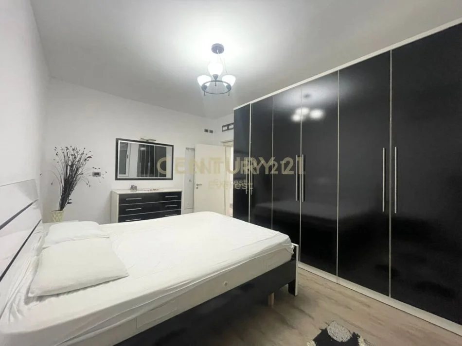 Tirane, shitet apartament 2+1 Kati 3, 69 m² 140.000 € (Vasil Shanto prane KESH-it)