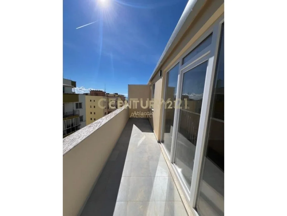 Durres, shitet 2+1 Kati 10, 85 m² 125.000 € 