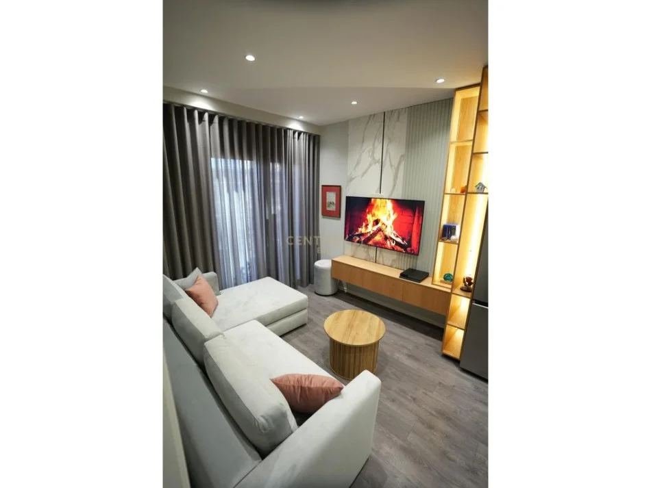 Tirane, jepet me qera apartament 1+1 Kati 2, 69 m² 1.200 € (Rruga e Kavajes)