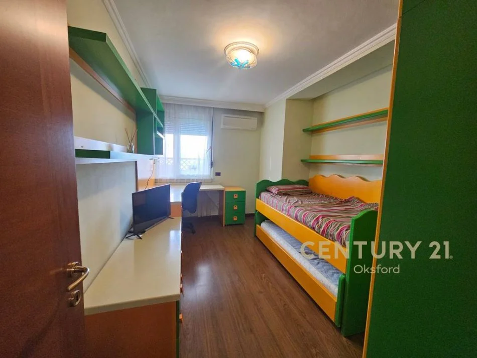 Tirane, shitet apartament 3+1 Kati 6, 158 m² 370.000 € (Bulevardi Gjergj Fishta)
