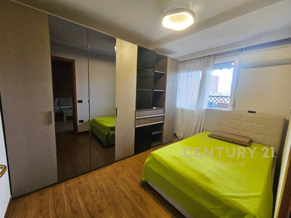 Tirane, shitet apartament 3+1 Kati 6, 158 m² 370.000 € (Bulevardi Gjergj Fishta)