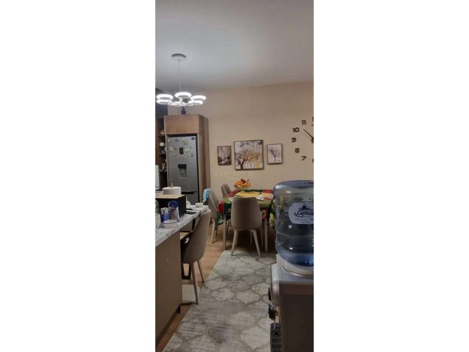 Tirane, shitet apartament 1+1 Kati 1, 72 m² 125.000 € (unaza e re)