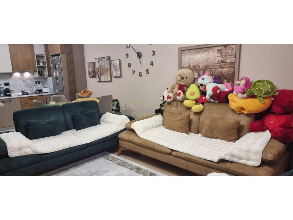 Tirane, shitet apartament 1+1 Kati 1, 72 m² 125.000 € (unaza e re)