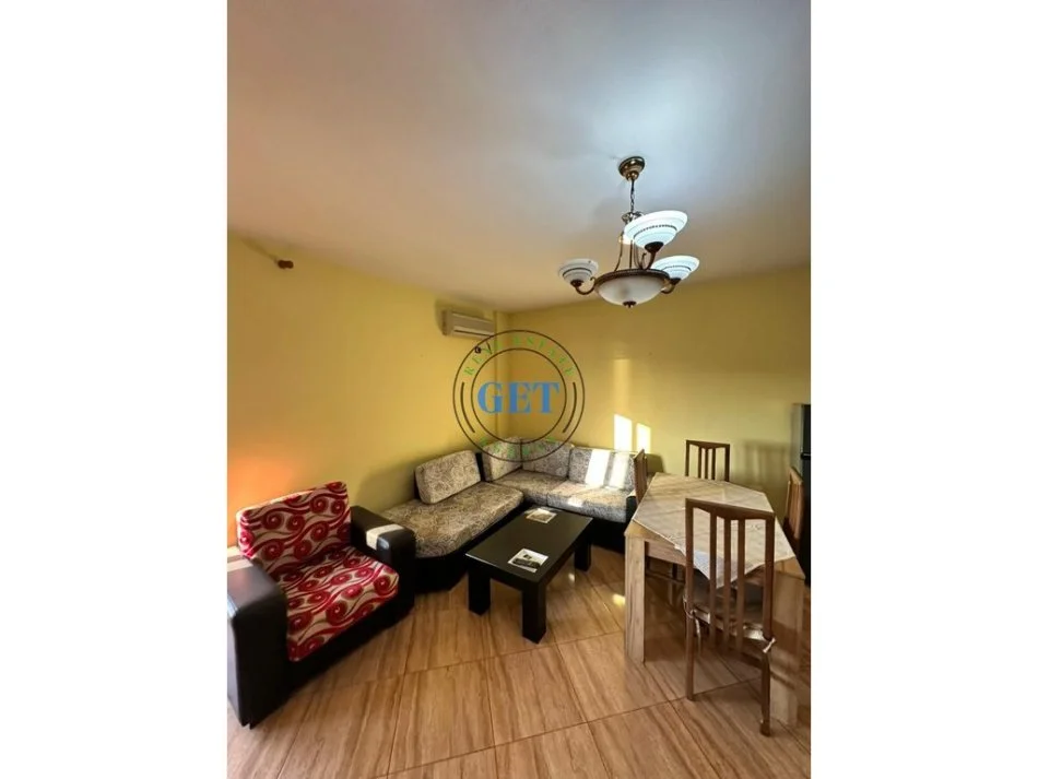 Durres, jepet me qera apartament 1+1 Kati 5, 76 m² 350 € (Plazh)