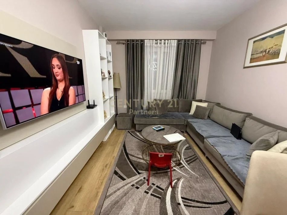 Tirane, shitet apartament 2+1 Kati 9, 95 m² 165.000 € partners110501