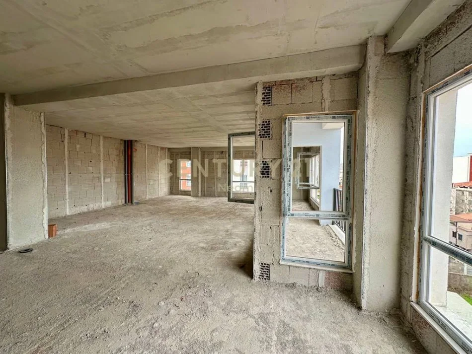 Tirane, shitet apartament Kati 4, 114 m² 142.500 € 