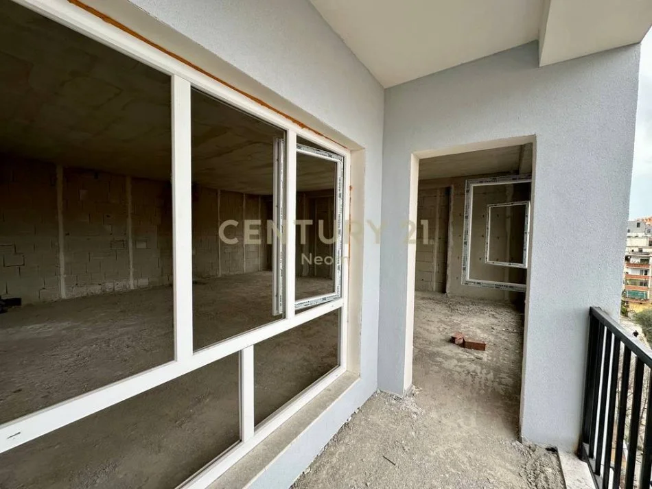 Tirane, shitet apartament Kati 4, 114 m² 142.500 € 