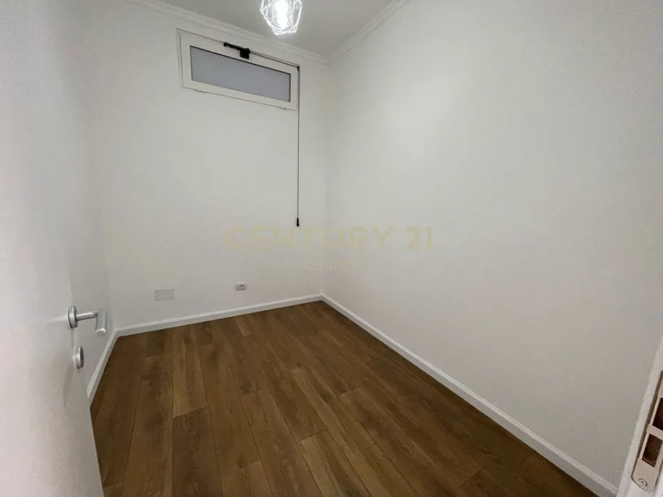 Durres, shitet apartament 2+1 Kati 1, 57 m² 80.000 € 