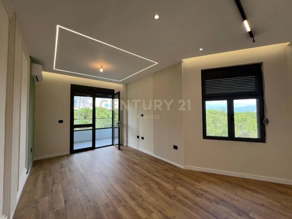 Durres, shitet 1+1 Kati 3, 80 m² 135.000 € (GOLEM TEK HOTEL MURRIZI VIJA E II , 10M LARG DETIT)
