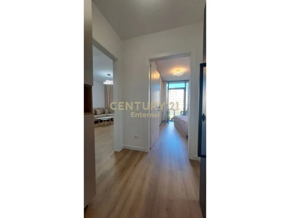 Tirane, jap me qera apartament 1+1+Post Parkimi+Ballkon , 68 m² 1.200 € (Rruga e Kosovareve)