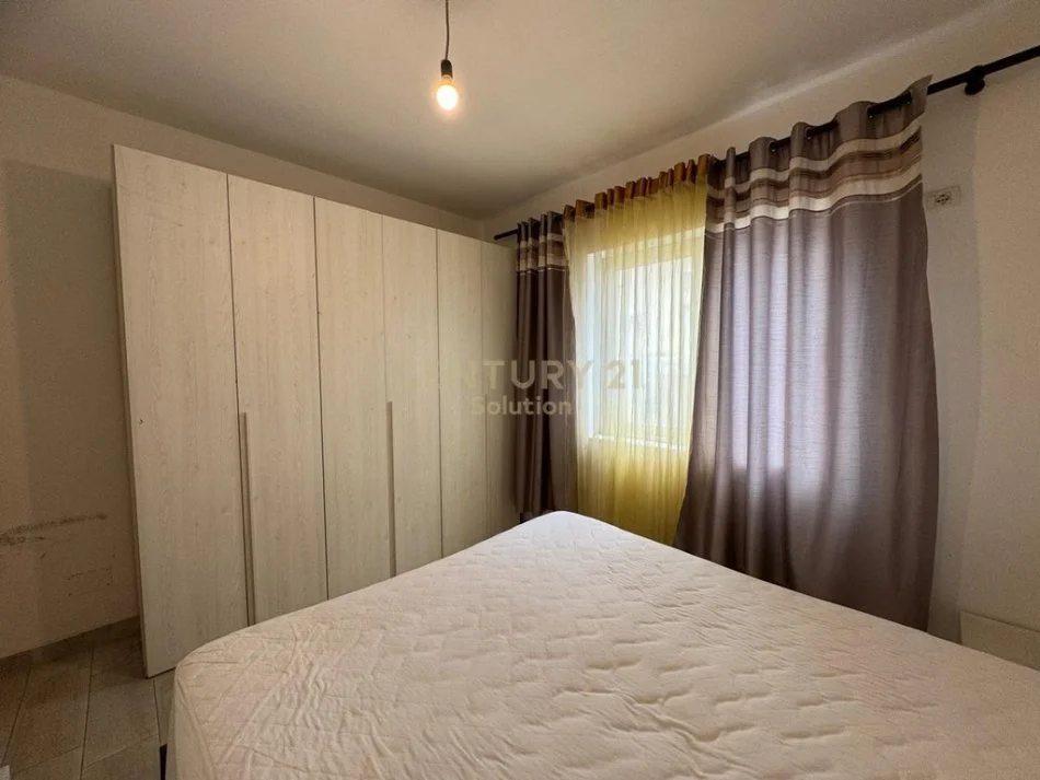 Tirane, jap me qera apartament 2+1+Ballkon , 100 m² 560 € (KOPSHTI ZOOLOGJIK)