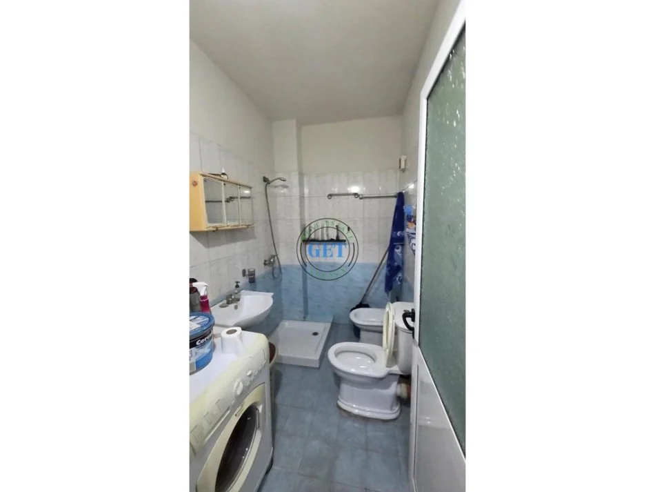 Durres, shitet apartament 1+1+Ballkon Kati 4, 80.000 € 