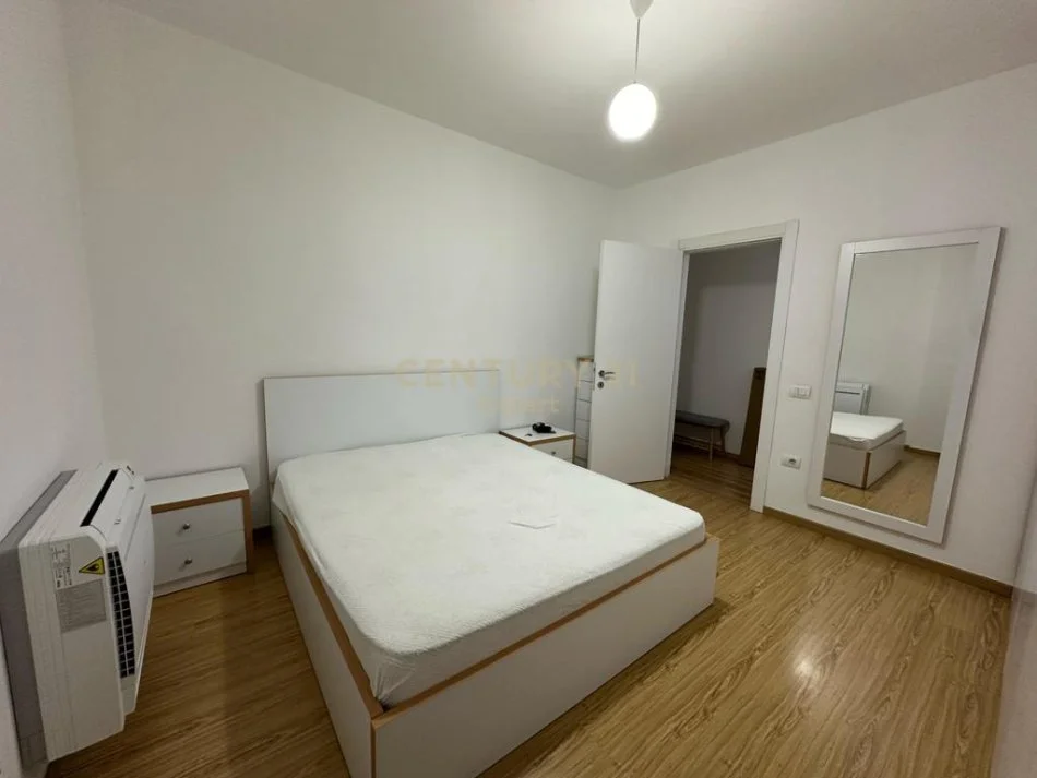 Tirane, jepet me qera apartament 2+1 Kati 4, 85 m² 800 € (hipoteka)