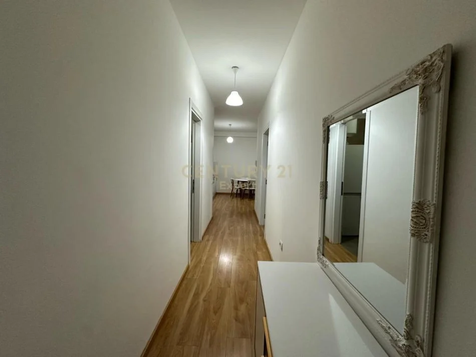Tirane, jepet me qera apartament 2+1 Kati 4, 85 m² 800 € (hipoteka)