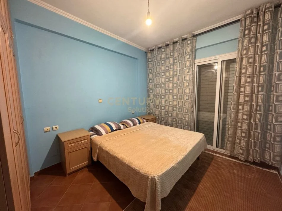 Tirane, jepet me qera Kati 2, 550 m² 550 € (Astir)