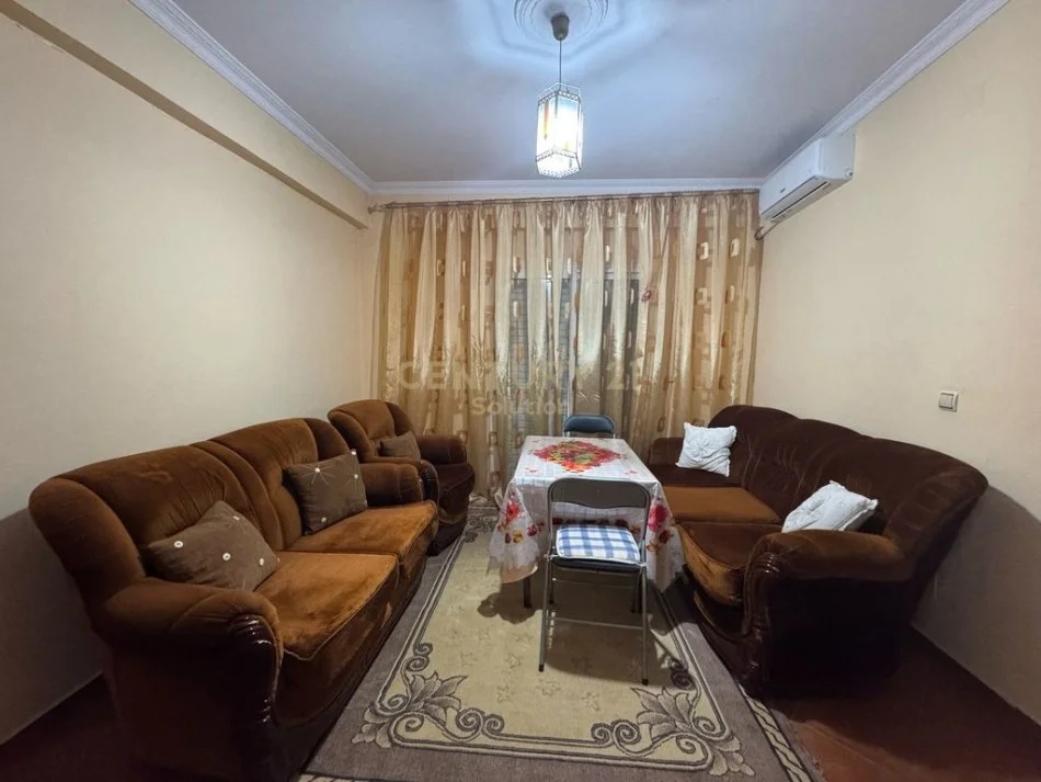 Tirane, jepet me qera Kati 2, 550 m² 550 € (Astir)