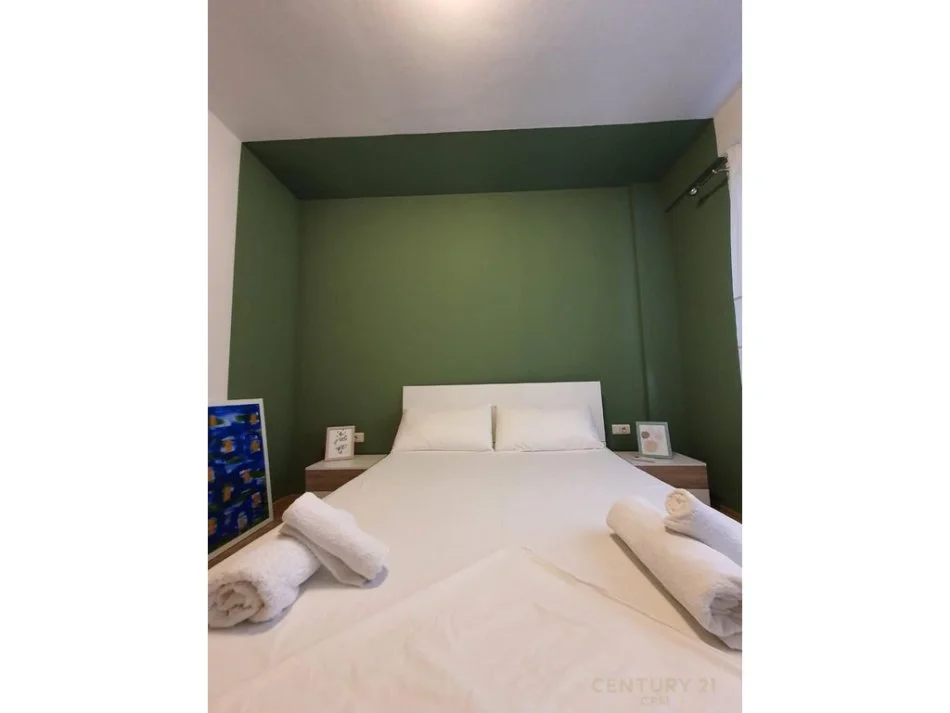 Tirane, jepet me qera apartament 1+1+Ballkon Kati 2, 48 m² 650 € (Pallatet Agimi)