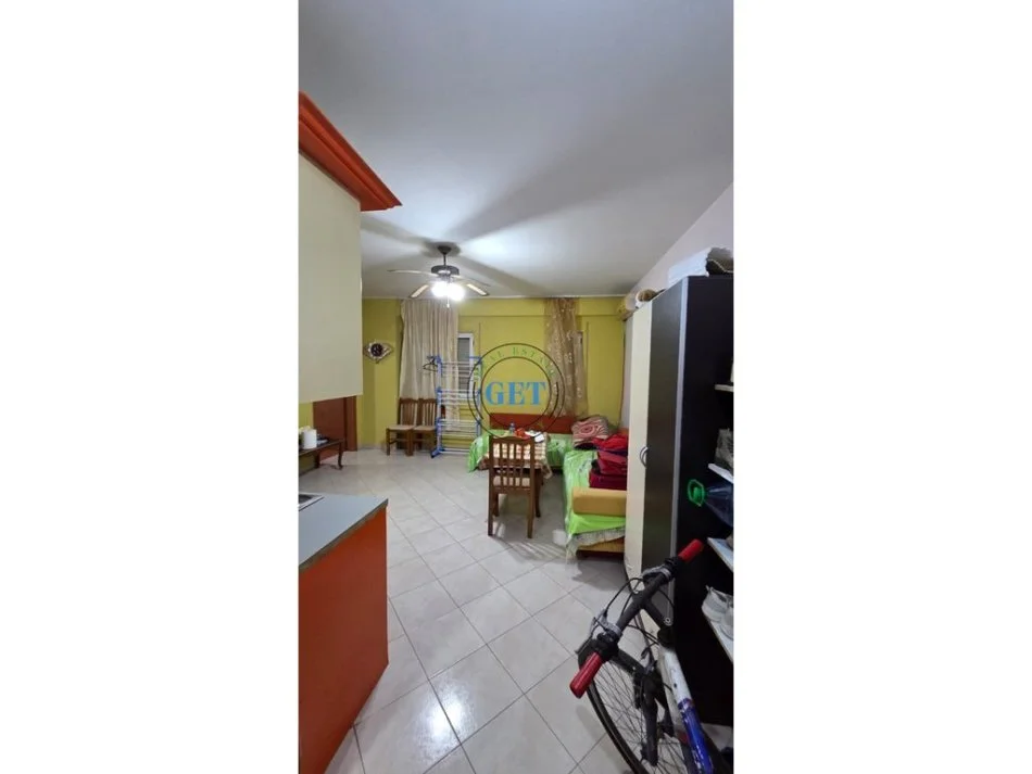 Durres, shitet apartament 1+1+Ballkon Kati 4, 80.000 € 