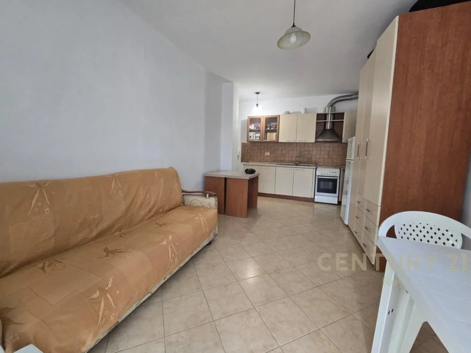 Durres, shitet garsonier 1+1 Kati 3, 43 m² 45.000 € (Golem)