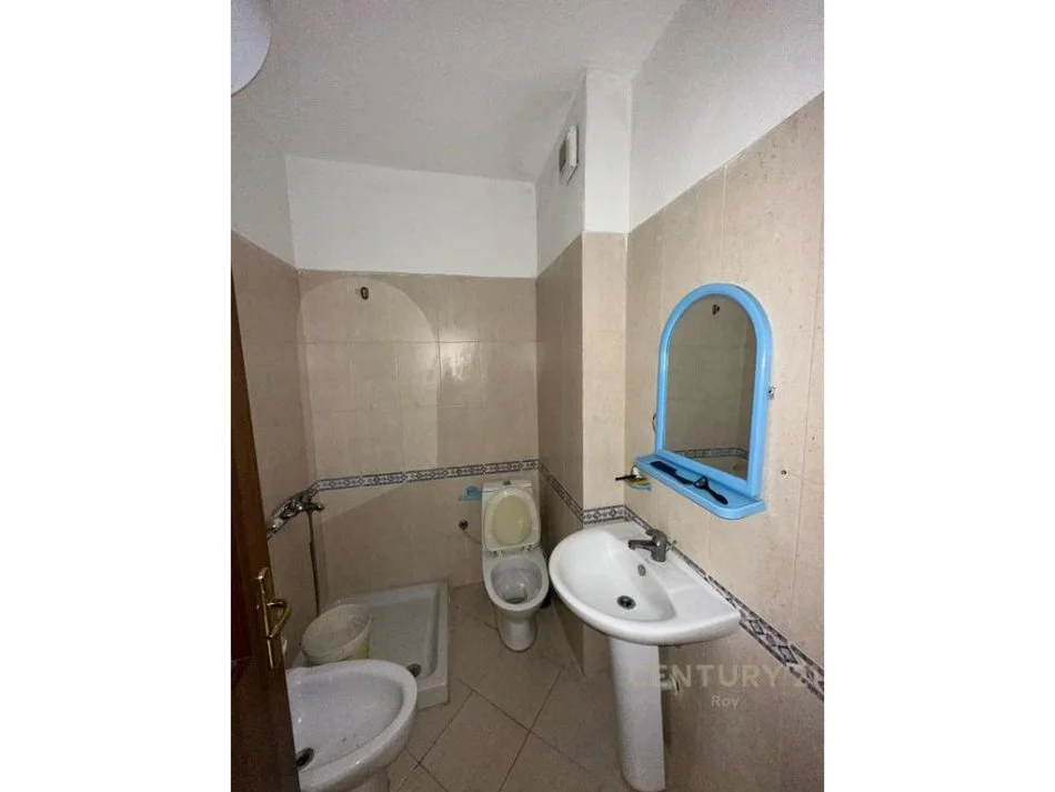 Durres, shitet apartament 2+1+Ballkon Kati 2, 94 m² 120.000 € (golem)