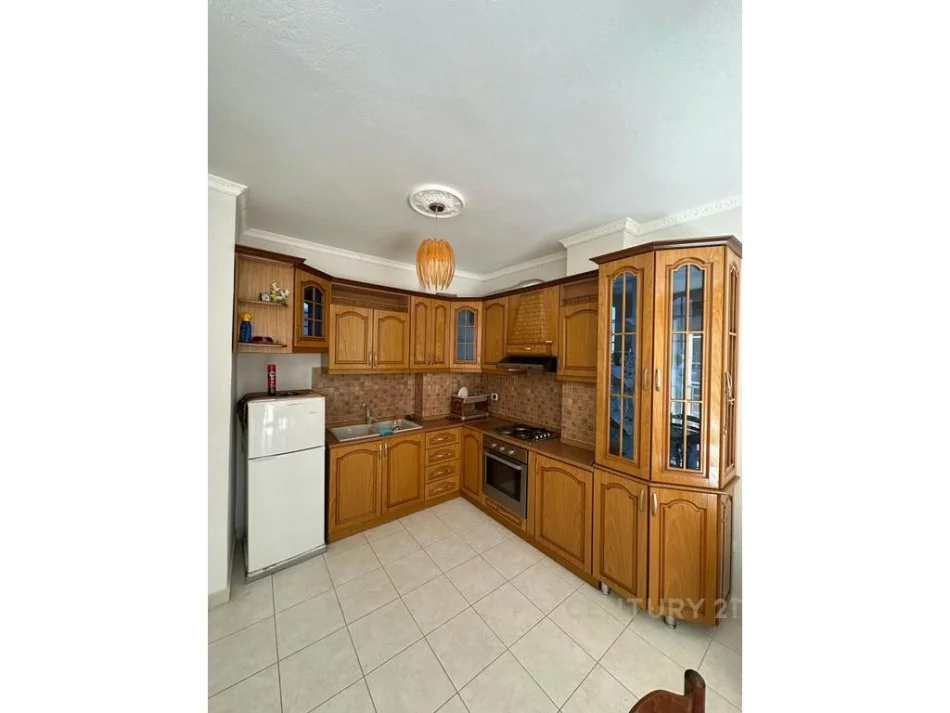 Durres, shitet apartament 2+1+Ballkon Kati 2, 94 m² 120.000 € (golem)