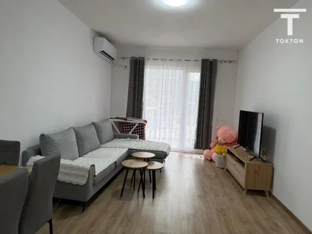 Tirane, shitet apartament 2+1 Kati 1, 125 m² 