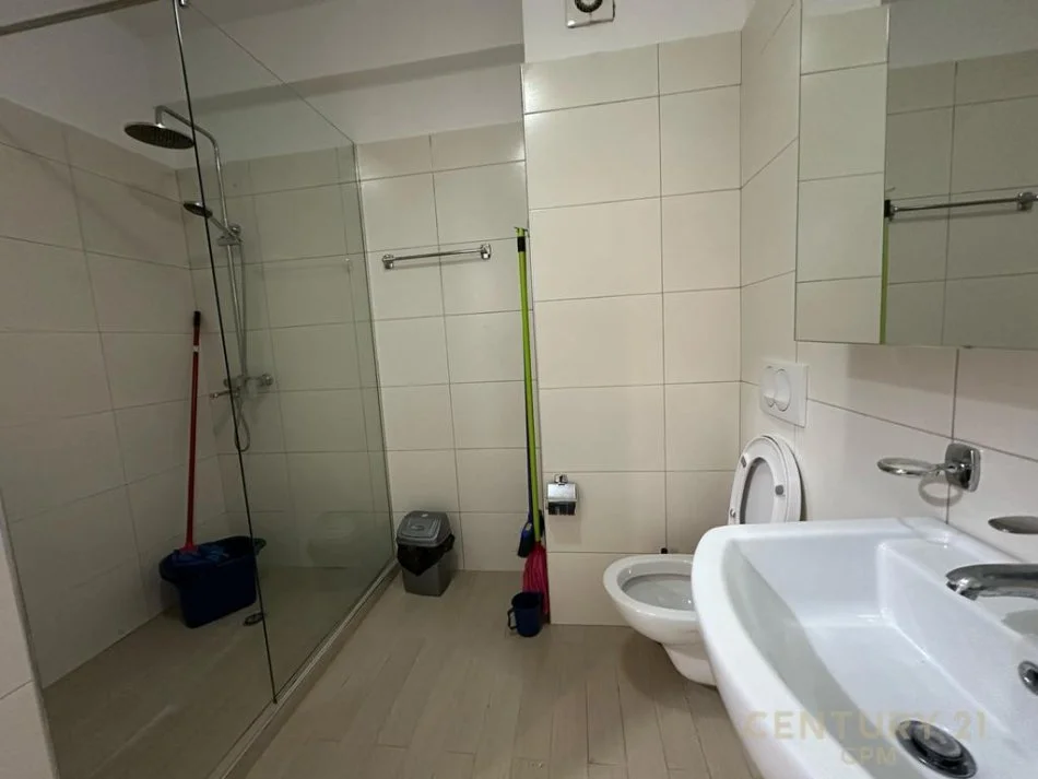 Tirane, jap me qera apartament 1+1 , 71 m² 500 € (Kodra E Diellit)