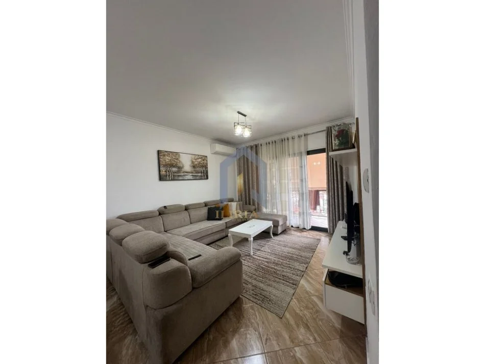 Shitet apartament 2+1+2 kompleksi "Green City"