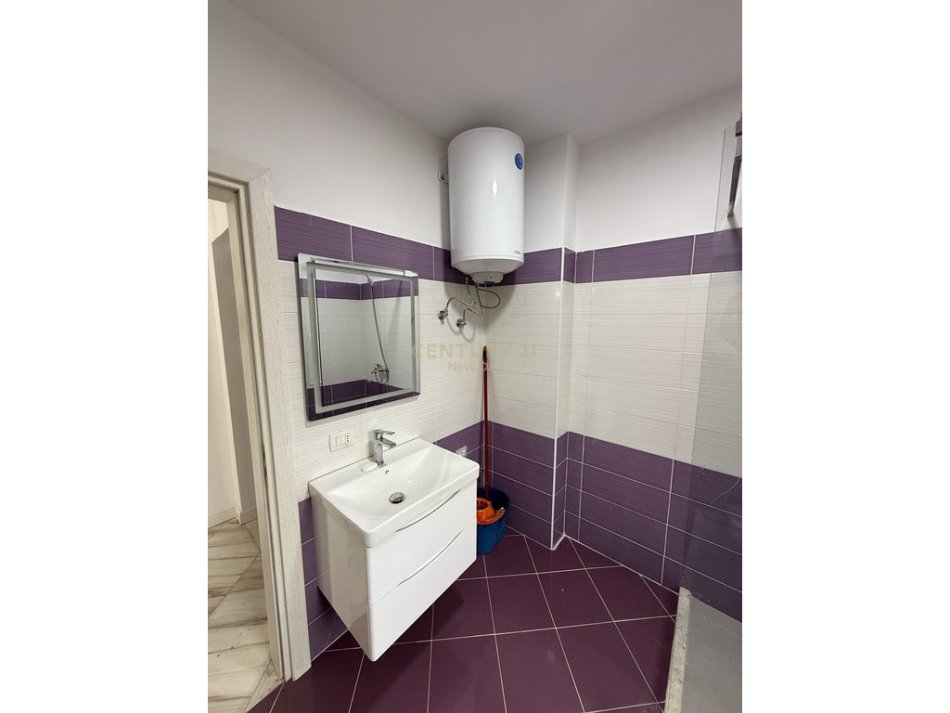 Durres, shitet apartament 1+1 Kati 2, 73 m² 79.000 € (Shkembi i Kavajes)