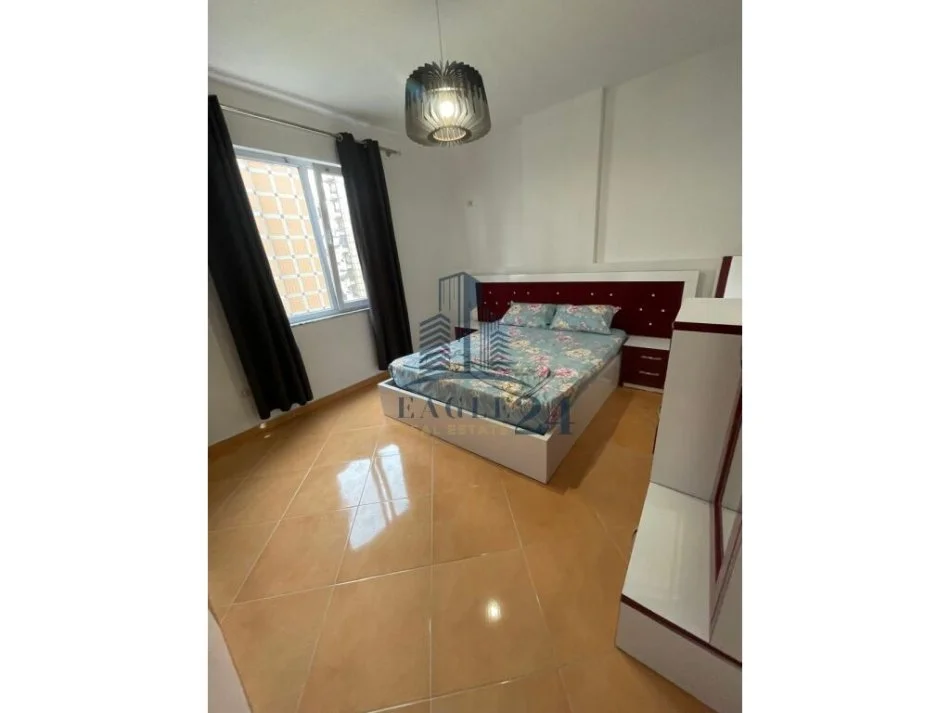 Tirane, jepet me qera 2+1 Kati 5, 470 € (Astir,prane bar Artisti)