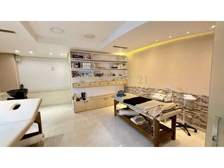 Tirane, shitet 1+1 Kati 0, 55 m² 90.000 € (kodra e diellit)