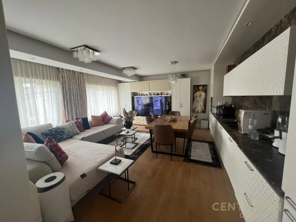 Tirane, jap me qera apartament 2+1 , 72 m² 850 € (Kodra e Dielli)