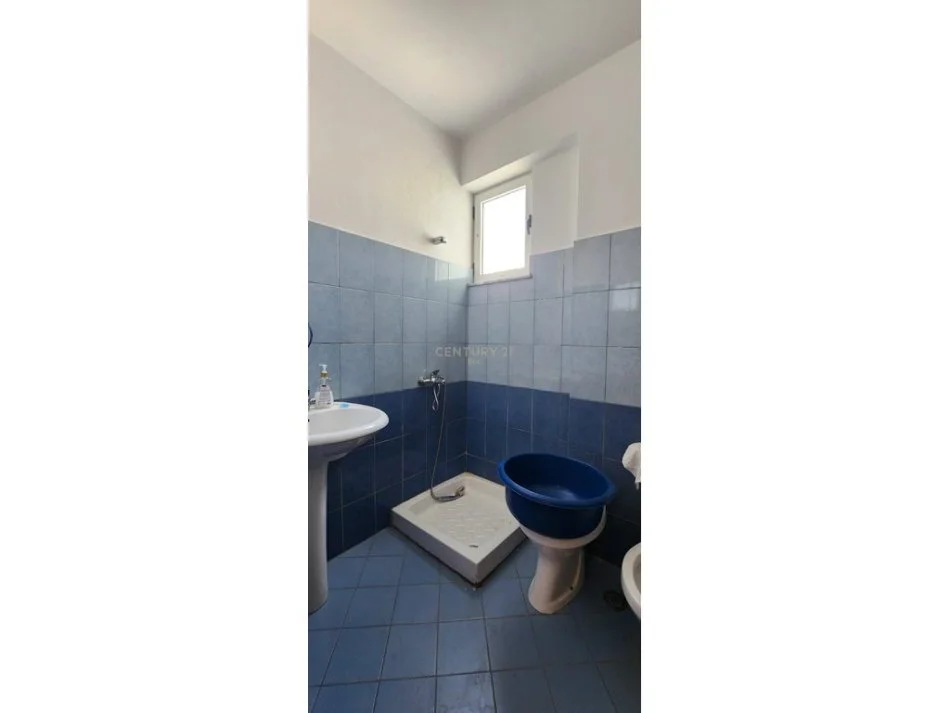 Durres, shitet apartament 3+1 Kati 7, 103 m² 120.000 € (Plazh Lagja 13)