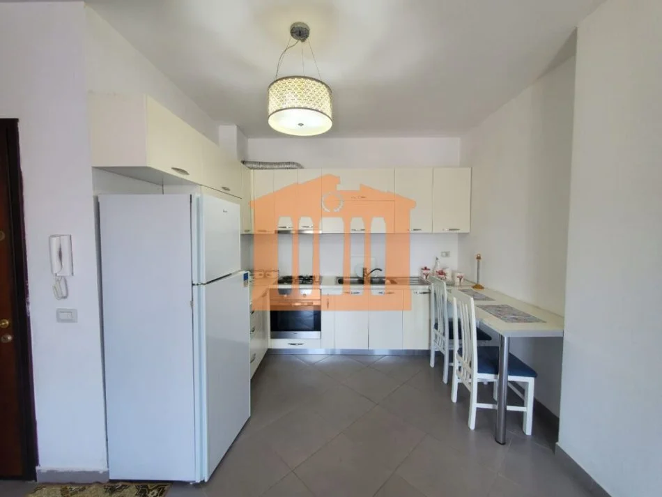 Durres, shitet apartament 1+1+Ballkon Kati 5, 75 m² 63,000 € 
