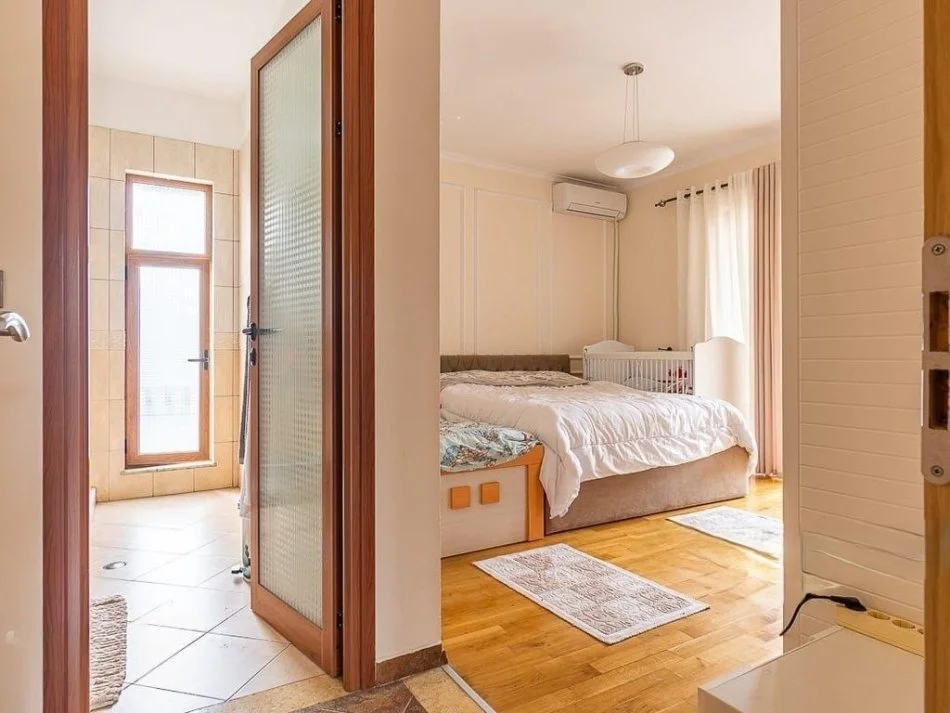 Tirane, shitet Vile 3 Katshe Kati 3, 439 m² 580.000 € 