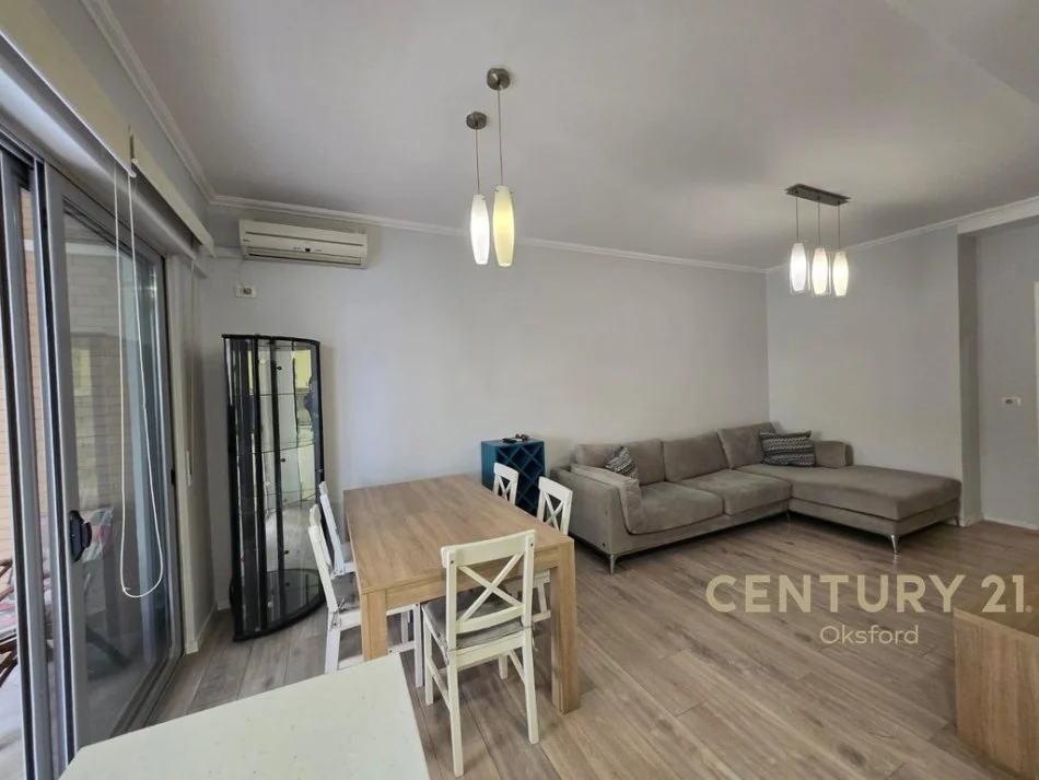 Tirane, jap me qera apartament 2+1+2+POST PARKIMI+Ballkon , 101 m² 750 € (LIQENI I THATE)