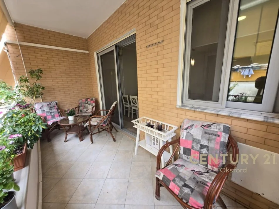 Tirane, jap me qera apartament 2+1+2+POST PARKIMI+Ballkon , 101 m² 750 € (LIQENI I THATE)