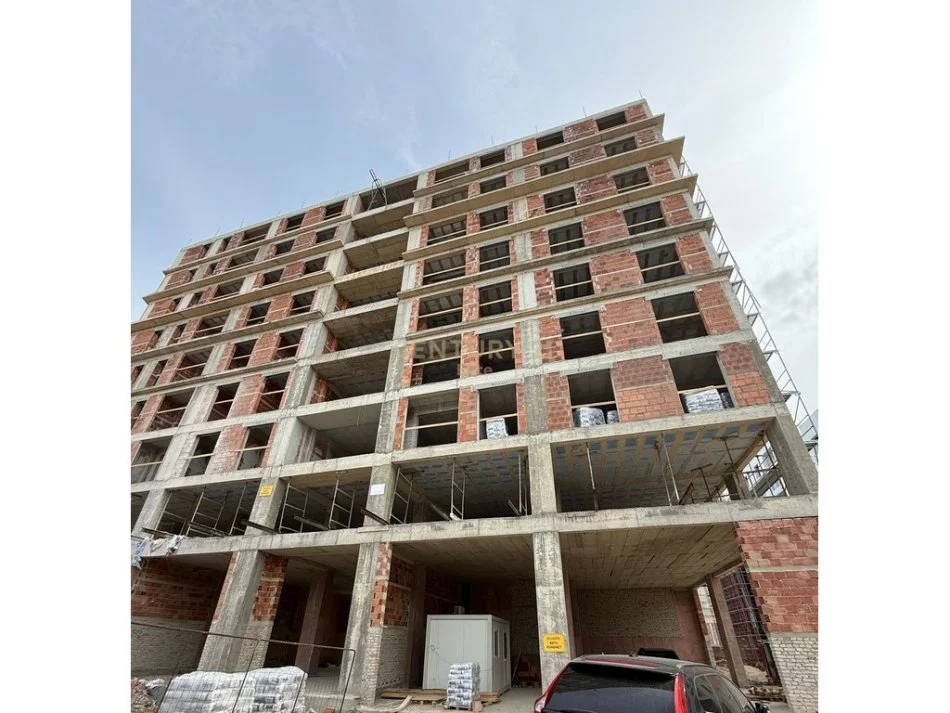 Tirane, shitet apartament 3+1 Kati 4, 127 m² 240.000 € (Porcelan)